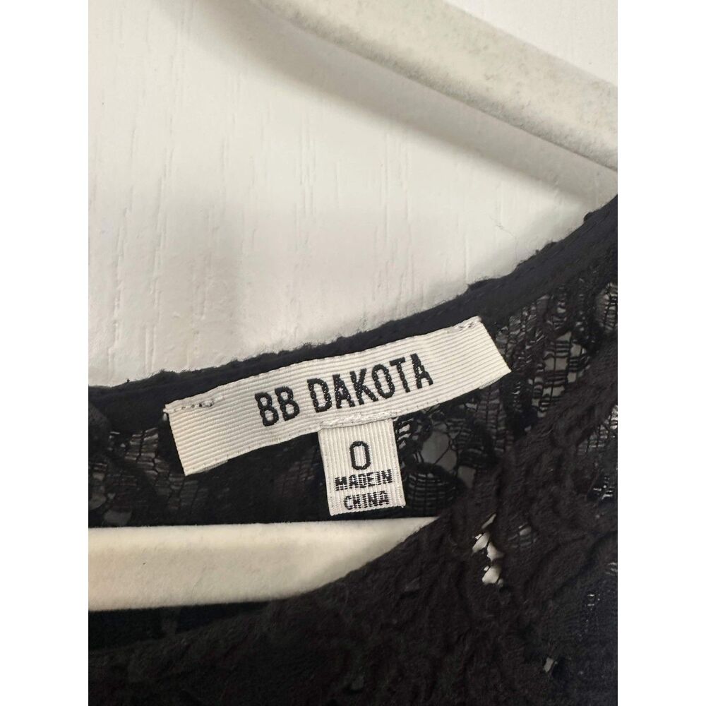 BB Dakota Black Lace Fit & Flare Lace Dress Size 0 Sleeveless Cocktail Romantic - Picture 7 of 8